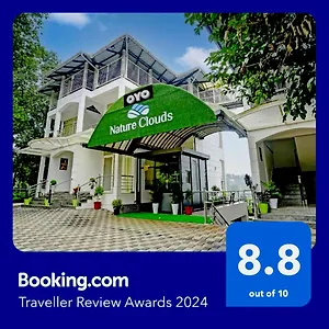 3* Hotel Oyo Flagship 81260 Star Lights
